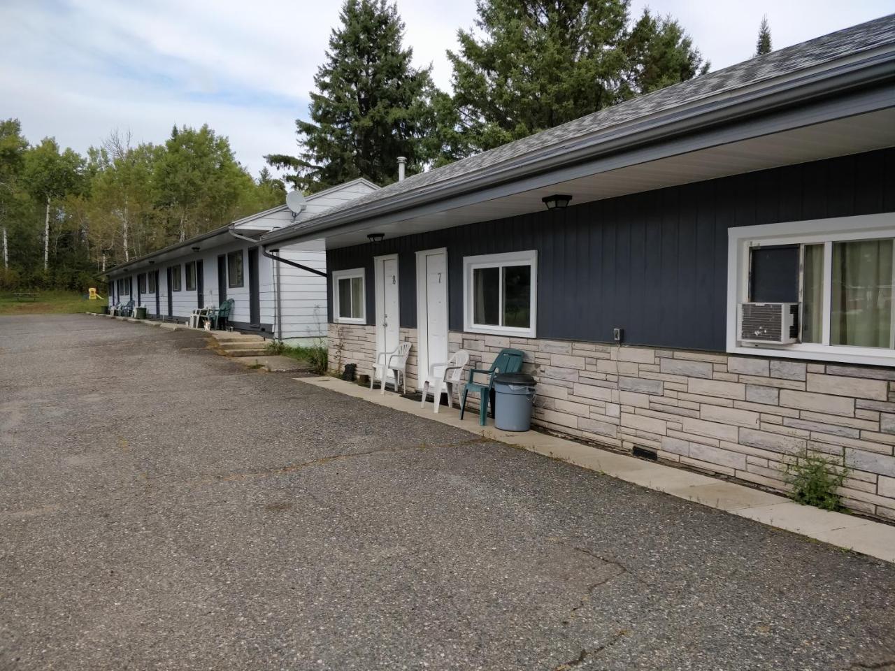Telstar Motel Kakabeka Falls Extérieur photo